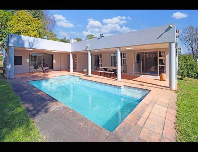 4 BEDROOM HOUSE FOR SALE IN HURLINGHAM